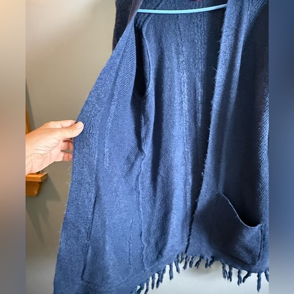 Lilly Pulitzer Women's Sz S Oversized Fringe Lewiston Open Cardigan Dusky Blue - Picture 4 of 6